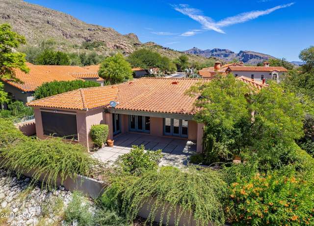 Property at 6487 N Desert Breeze Ct, Tucson, AZ 85750, 4 beds, 2.5 baths