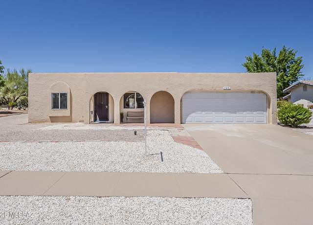 Property at 140 W Calle Melendrez, Green Valley, AZ 85614, 2 beds, 2 baths
