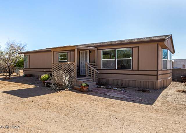Property at 7790 N Prorodeo Rd, Tucson, AZ 85743, 3 beds, 2 baths