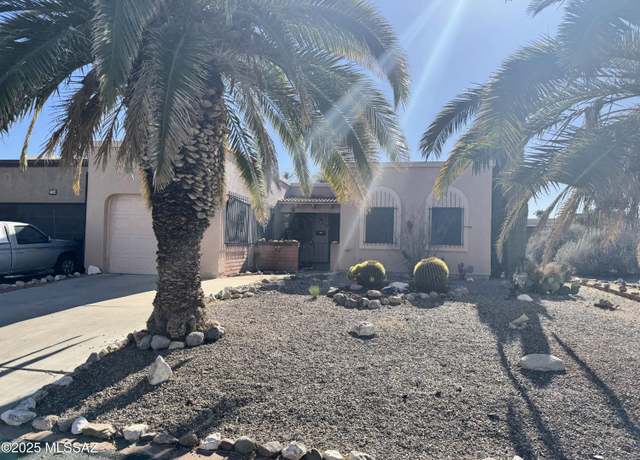 Property at 352 E Paseo Verde, Green Valley, AZ 85614, 2 beds, 2 baths