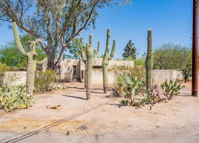 Property at 4265 E Whittier St, Tucson, AZ 85711, 4 beds, 3 baths