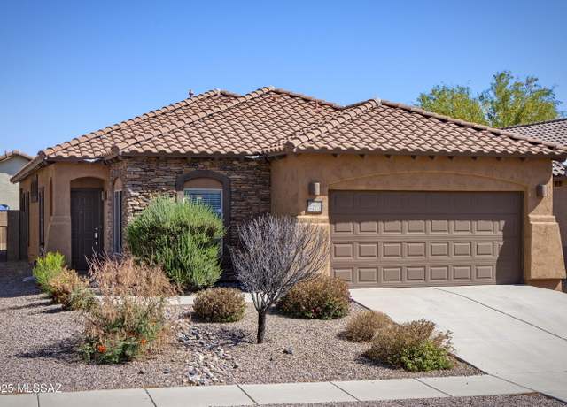 Property at 790 W Via De Gala, Sahuarita, AZ 85629, 3 beds, 2 baths