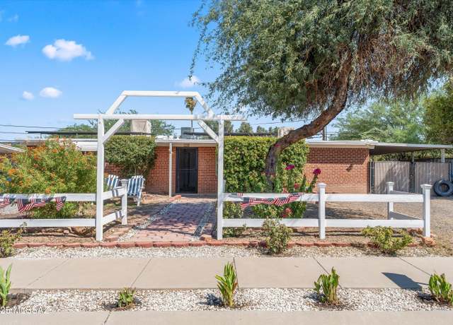 Property at 5201 E 23rd St, Tucson, AZ 85711, 3 beds, 2 baths