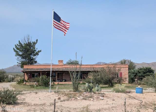 Property at 461 N Hamilton Rd, Willcox, AZ 85643, 4 beds, 2 baths