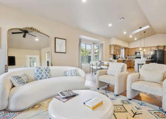 Property at 8255 Crooked Tree Trl, Tucson, AZ 85715, 5 beds, 2.5 baths