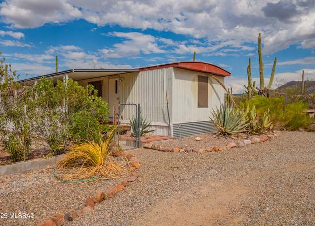 Property at 11970 W Saguaro Park Ln, Tucson, AZ 85743, 2 beds, 1 bath