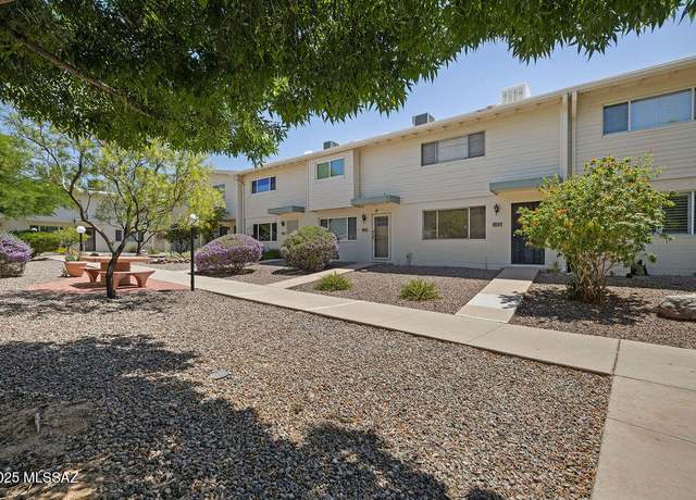 Property at 8170 E Broadway Blvd Unit K5, Tucson, AZ 85710, 3 beds, 1.5 baths