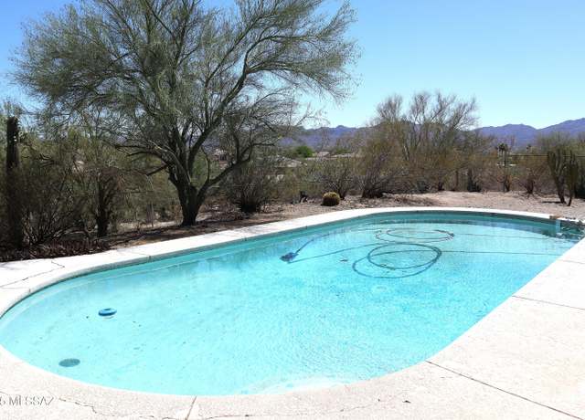 Property at 6200 N Calle De Ona, Tucson, AZ 85741, 3 beds, 2 baths