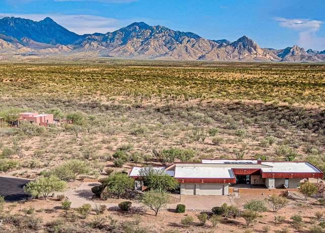Property at 3211 S Corte Amarilla, Green Valley, AZ 85614, 3 beds, 2.5 baths