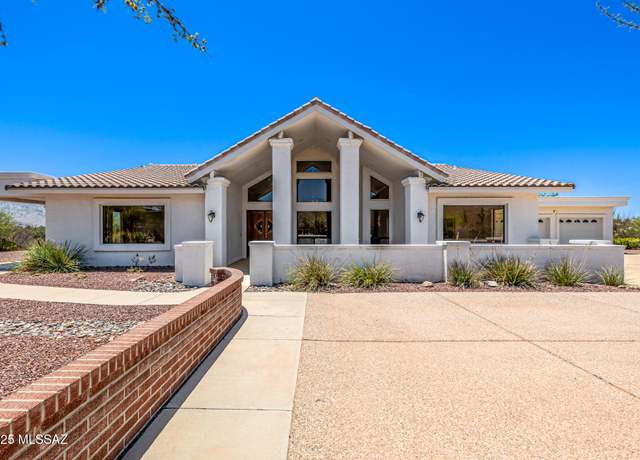 Property at 13601 N Piper Dr, Oro Valley, AZ 85755, 4 beds, 4 baths