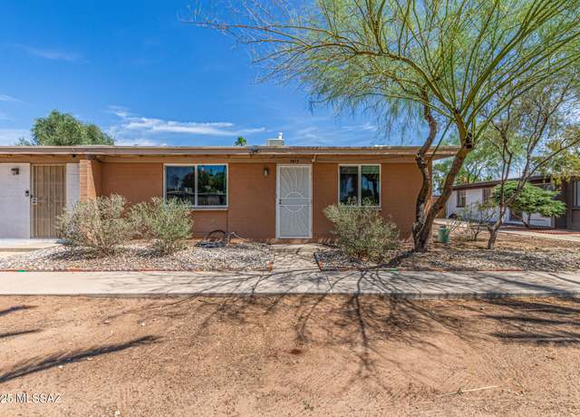 Property at 3913 S Queen Palm Dr, Tucson, AZ 85730, 2 beds, 1 bath