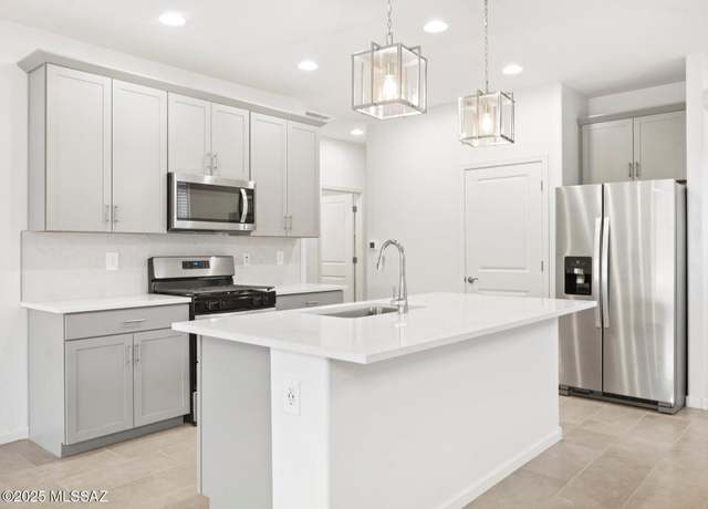 Property at 9944 N Solstice Ave, Marana, AZ 85743, 4 beds, 2 baths
