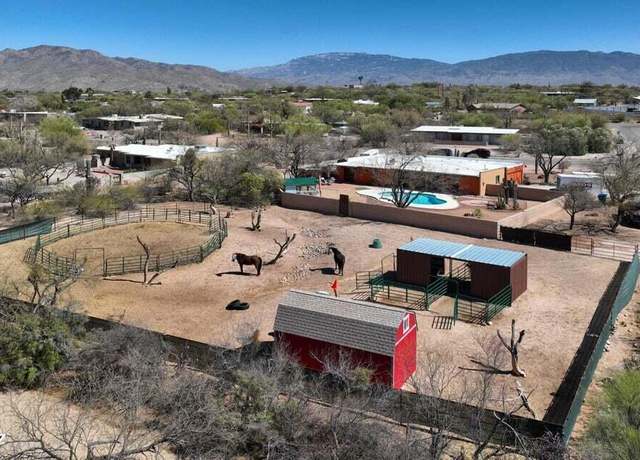 Property at 10605 E Camino Tesote Pl, Tucson, AZ 85749, 4 beds, 2 baths