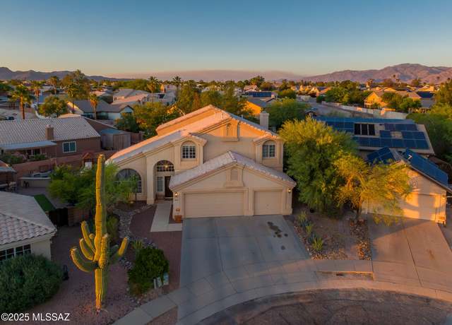Property at 8944 N Hartman Ln, Tucson, AZ 85742, 4 beds, 3 baths