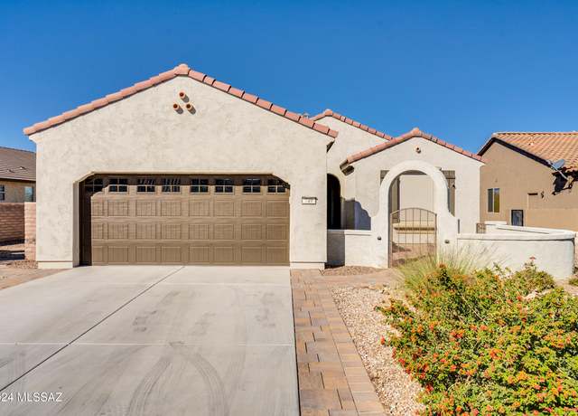 Property at 749 N Skywalker Pl, Green Valley, AZ 85614, 2 beds, 2 baths