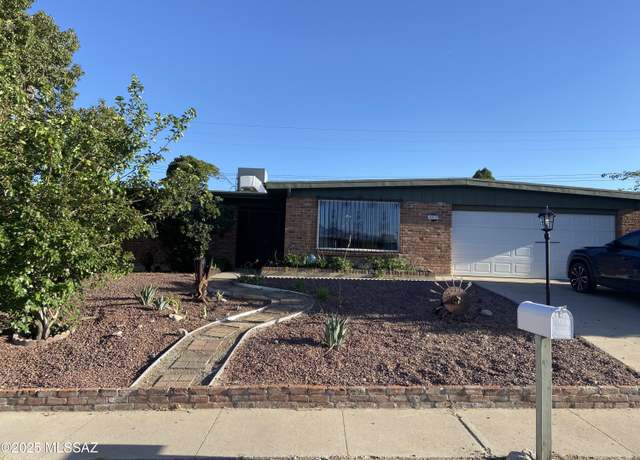 Property at 8812 E Colette St, Tucson, AZ 85710, 3 beds, 2 baths