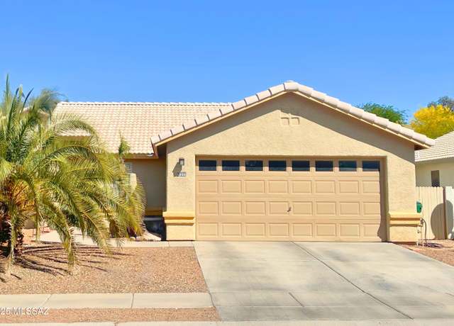Property at 6990 W Amarante Dr, Tucson, AZ 85743, 3 beds, 2 baths