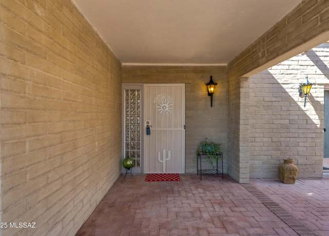 Property at 6711 N Calle Zella, Tucson, AZ 85718, 3 beds, 2.5 baths