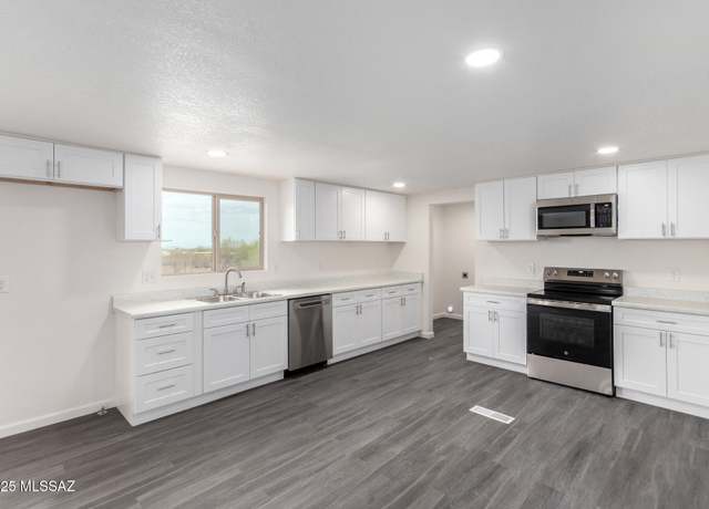 Property at 16500 W Sandy St, Marana, AZ 85653, 3 beds, 2 baths