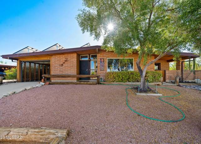 Property at 647 N Avenida Feliz, Tucson, AZ 85745, 2 beds, 2 baths