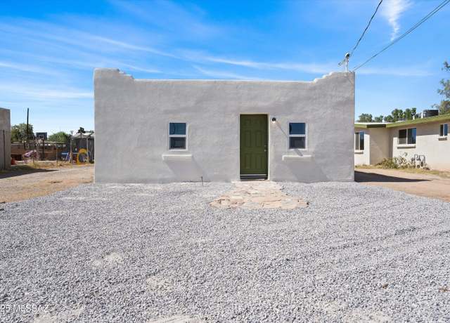 Property at 419 E Yavapai Rd, Tucson, AZ 85705, 3 beds, 2 baths