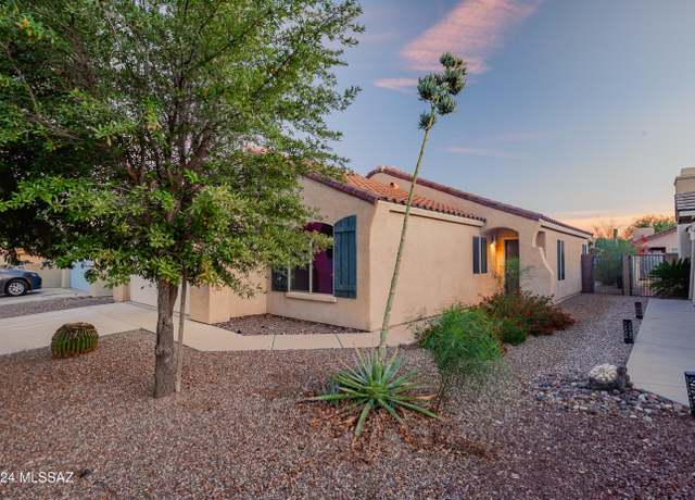 Property at 7871 W Sacramento Hill Dr, Tucson, AZ 85743, 3 beds, 2 baths