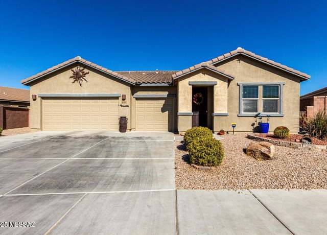 Property at 1403 E Stronghold Canyon Ln, Sahuarita, AZ 85629, 4 beds, 2.5 baths