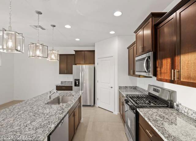 Property at 6898 E Paseo De Villalobos, Tucson, AZ 85756, 3 beds, 2.5 baths