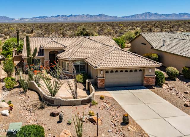 Property at 960 N Rams Head Rd, Green Valley, AZ 85614, 2 beds, 2 baths