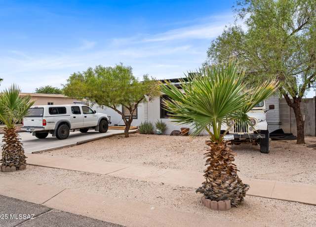 Property at 2530 S Kevin Dr, Tucson, AZ 85748, 3 beds, 2 baths