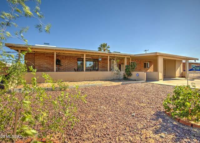 Property at 7010 E Calle Betelgeux, Tucson, AZ 85710, 4 beds, 2 baths
