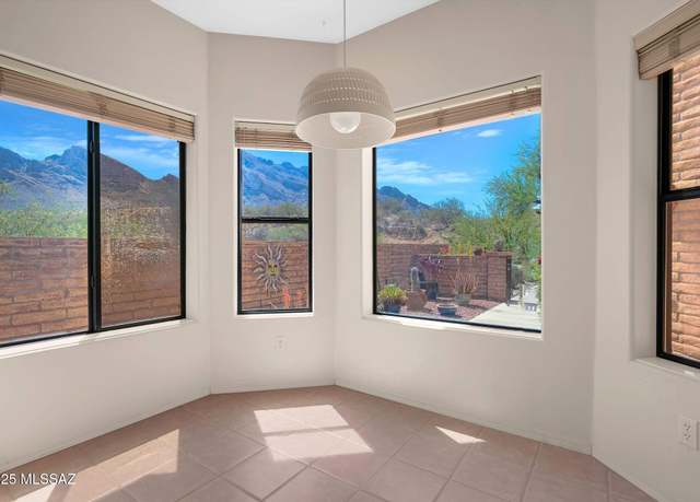 Property at 297 E Southern Pines Dr, Oro Valley, AZ 85737, 2 beds, 2 baths