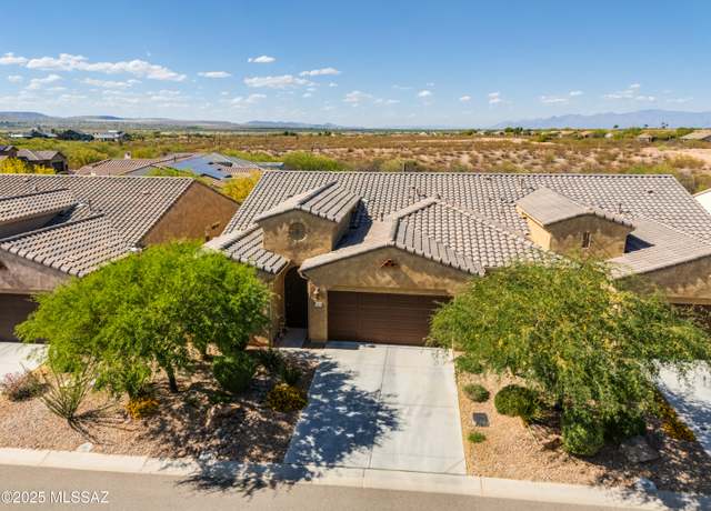 Property at 1627 E Horned Lark Dr, Green Valley, AZ 85614, 2 beds, 2 baths