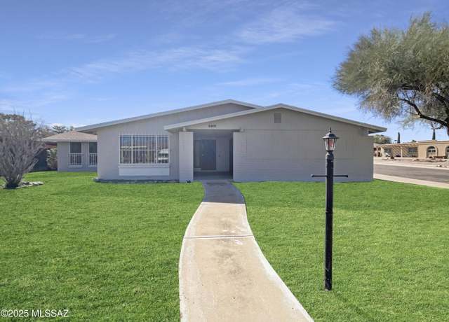 Property at 9900 E Union Pl, Tucson, AZ 85748, 3 beds, 2 baths