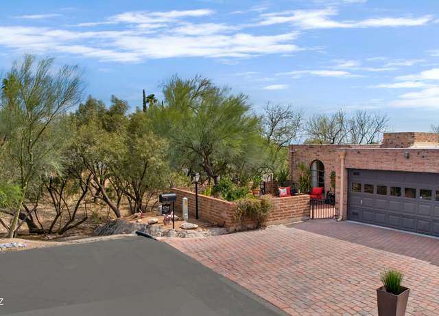 Property at 4766 E Cherry Hills Dr, Tucson, AZ 85718, 2 beds, 2 baths