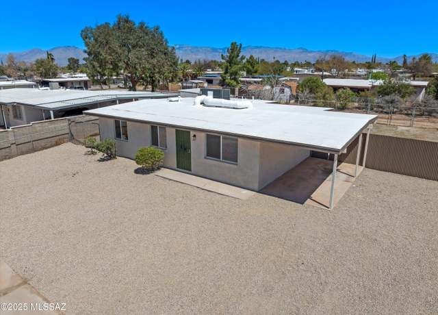 Property at 7575 E Apple Tree Dr, Tucson, AZ 85730, 3 beds, 2 baths
