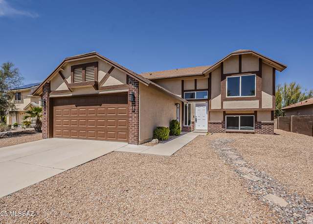 Property at 2770 W Camino De Las Grutas, Tucson, AZ 85742, 4 beds, 2.5 baths