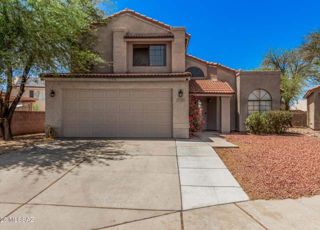 Property at 7296 W Maple Ridge Dr, Tucson, AZ 85743, 3 beds, 3 baths