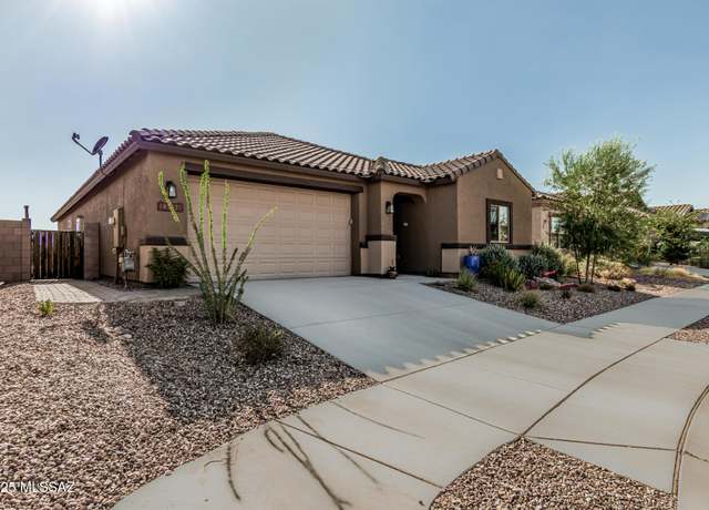 Property at 8707 N Ash Grove Ct, Tucson, AZ 85742, 3 beds, 2 baths