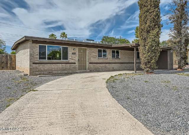 Property at 8032 E Victoria Dr, Tucson, AZ 85730, 4 beds, 2 baths