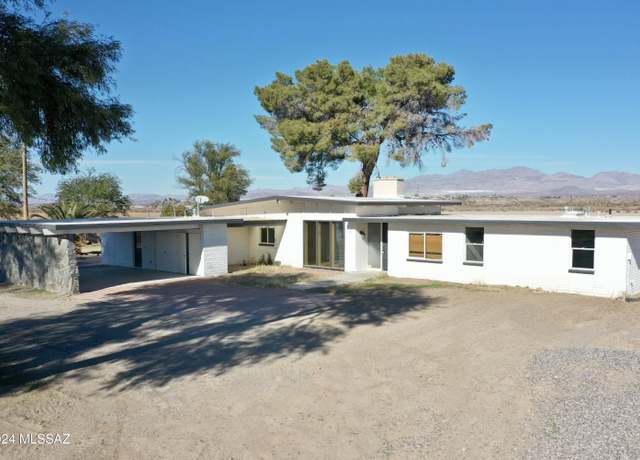 Property at 102 E 2nd St, Safford, AZ 85546, 3 beds, 2.5 baths