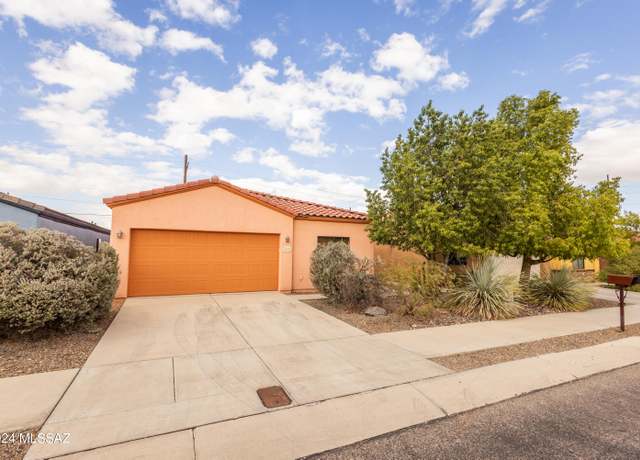 Property at 2774 N Bell Hollow Pl, Tucson, AZ 85745, 3 beds, 2 baths
