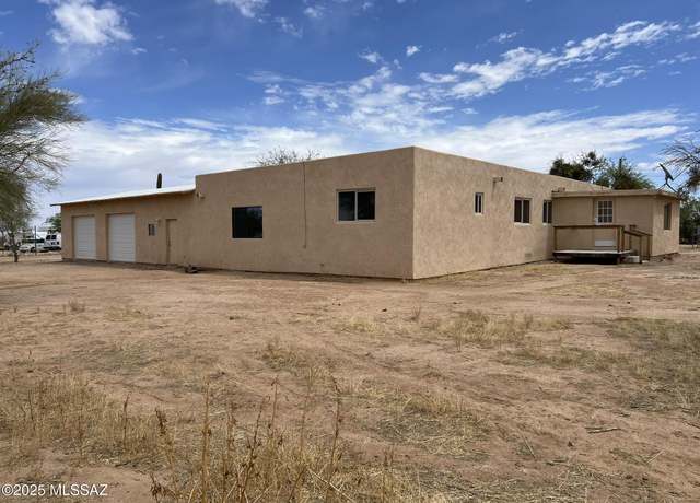 Property at 15001 W Ajo Hwy, Tucson, AZ 85735, 4 beds, 2 baths
