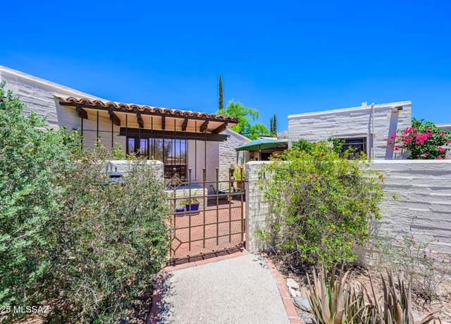 Property at 2600 E Skyline Dr #21, Tucson, AZ 85718, 2 beds, 2 baths