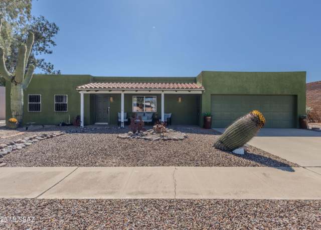 Property at 1120 N La Canoa, Green Valley, AZ 85614, 2 beds, 2 baths