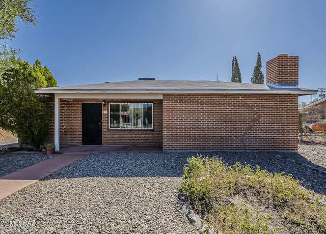 Property at 32 N Palomas Ave, Tucson, AZ 85745, 3 beds, 2 baths