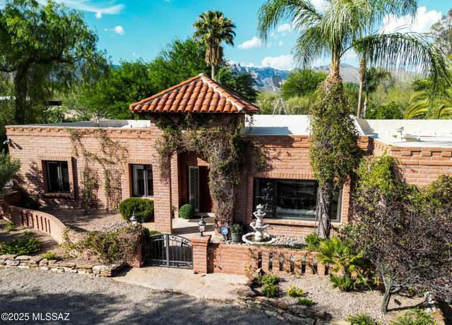 Property at 3920 N Hillwood Pl, Tucson, AZ 85750, 5 beds, 3 baths