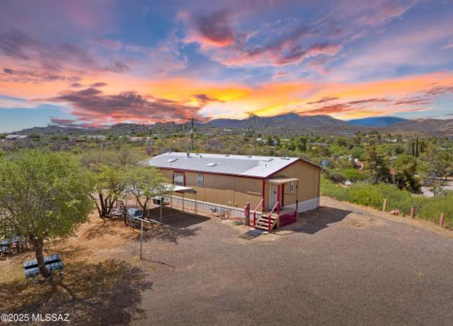 Property at 978 N White Oak Pl, Oracle, AZ 85623, 3 beds, 2 baths