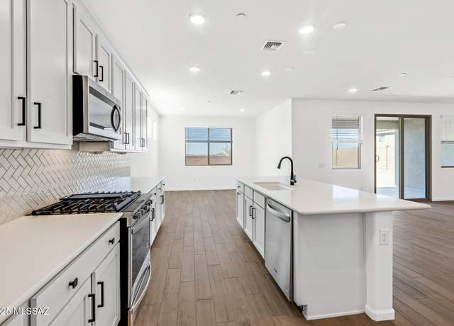 Property at 4551 W Tortolita View Cir, Marana, AZ 85658, 4 beds, 2.5 baths