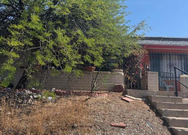 Property at 1852 W Caravelle Rd, Tucson, AZ 85713, 2 beds, 2 baths